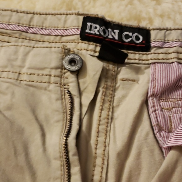 Cargo shorts - Picture 4 of 6